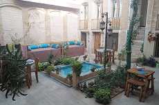 Ana Guesthouse in Shiraz