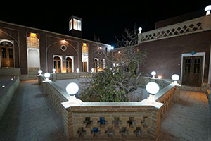 Sana Historical Hostel in Kashan