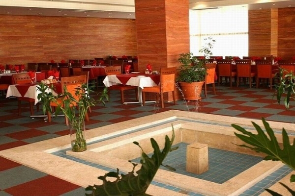 Zanjan Grand Hotel